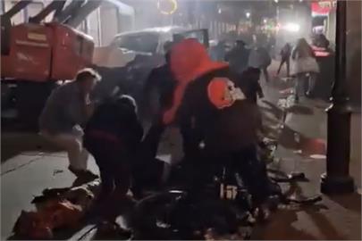 快新聞／美國紐澳良驚傳恐攻！　兇手駕車衝撞人群「下車持槍掃射」至少10死