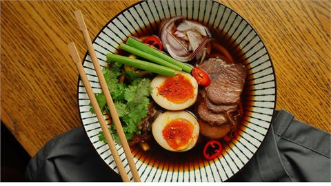 花錢吃了個寂寞...「牛肉湯麵沒有牛肉」店家大玩文字遊戲網氣翻