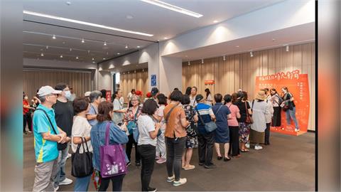 國家檔案館試營運 首日湧現近3千人潮