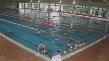 阿公「狗爬式」游泳 摸熟女胸部判刑5個月