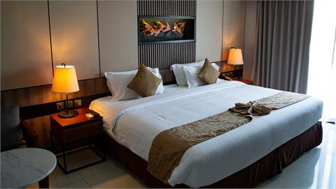 日月潭飯店週末「一晚破4萬7千元」掀熱議！網狠酸：是有含來回機票？