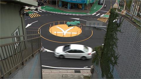 「士林大圓環」用路人霧煞煞　上路一週交通事故頻傳