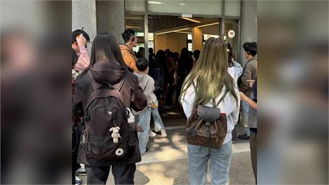 快新聞／春節國家人權博物館現參觀人潮　網嘆「咱的前途有向望」