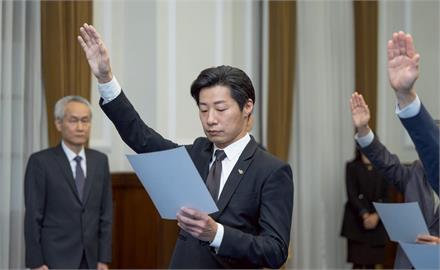 快新聞／新任駐芬蘭大使林昶佐帶領宣讀誓詞　賴清德全程監誓