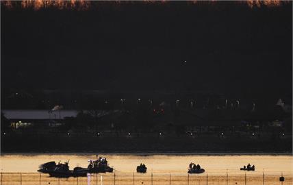 美航空難已尋獲逾30具遺體　參議員暗示：機上的人可能都已罹難