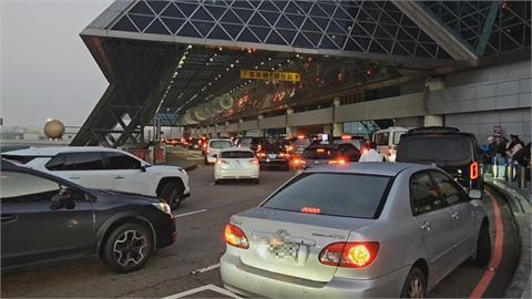 春節出國熱潮！桃園機場單日運量衝16.9萬人次　破疫情前紀錄