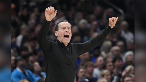 NBA(影)／騎士搞砸22分領先優勢落敗！總教練末節調度被罵翻！回應令人匪夷所思