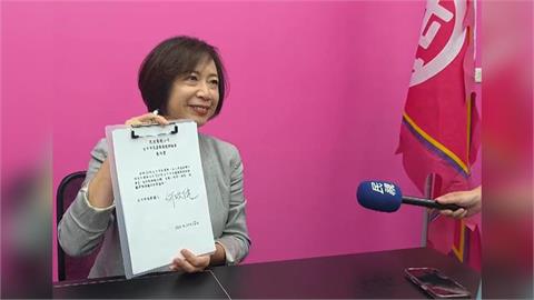 何欣純支持度只落後江啟臣1.9%　毫無遲疑簽下辯論同意書