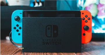 不滿生日當天Switch被收走！　11歲男童開槍射殺養父