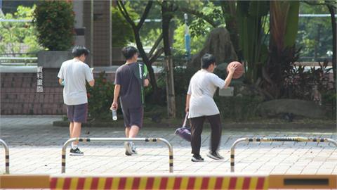 國高中「10點上課」萬人連署　教育部11/14前答覆　網路掀論戰