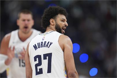 NBA(影)/場場都有英雄!金塊「莫神仙」猛飆43分擊沉快艇率隊季後賽3比2聽牌