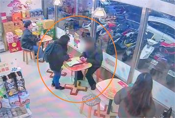 先賺900元一步步被掏空積蓄　警超商逮假投資詐欺車手