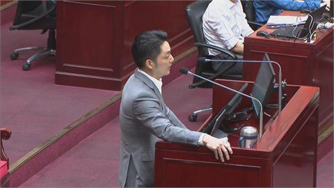 被問鄭麗文再提「兩岸中國人」蔣萬安互槓簡舒培