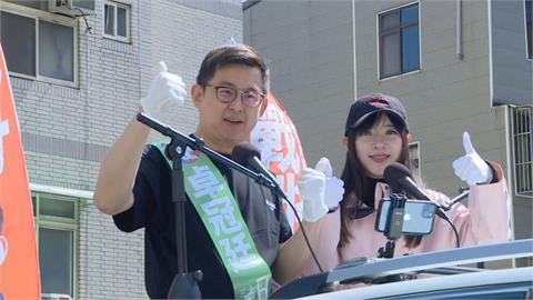 快新聞／卓冠廷拚連任！黃捷打氣：讓新北戰將第一名過關