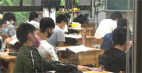 學測考上「南部好大學」卻放棄！過來人一看秒懂笑了：被老師唸到臭頭…