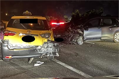 快新聞／國三午夜連環車禍「6人輕重傷」　1人OHCA搶救中