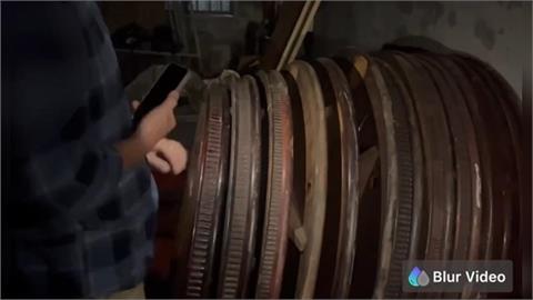 假看貨真偷竊！　苗倉庫被剪大洞檜木桌、老酒失竊
