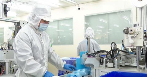 堅持MIT品質！　萊禮生醫一萬等級無菌室　打造最乾淨口罩工廠