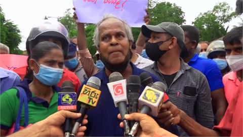 禁化肥恐釀糧食危機　斯里蘭卡農民上街抗議
