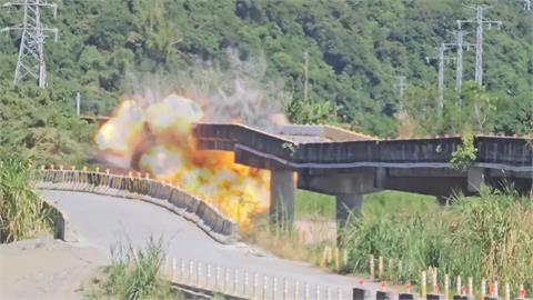 花蓮富里明里大橋爆破拆除！　國軍首度於花東「實爆演練」