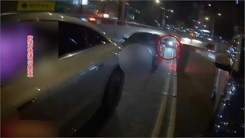 酒駕躲臨檢！信義地下道倒車狂逃　駕駛偷換座位被抓包