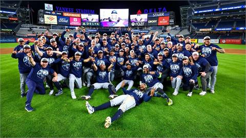 MLB(影)／專家全都跌破眼鏡！光芒從賽前墊底預測一路鎖定美聯第一種子