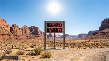 地表溫度飆破84度！中國火焰山熱爆遊客仍擠爆