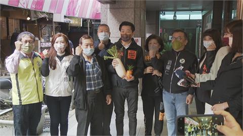 「罷昶」倒數！黃捷北上力挺林昶佐 路口宣傳遇衝突