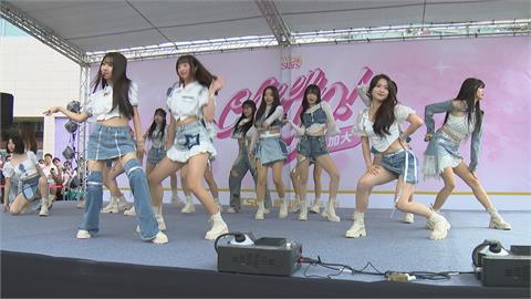 Wing　Stars首場簽唱會登場　15名啦啦隊女孩現身嗨翻全場