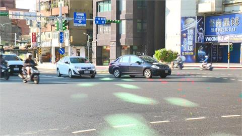 公館「時段性禁止左轉」上路首日　騎士、駕駛抱怨不斷