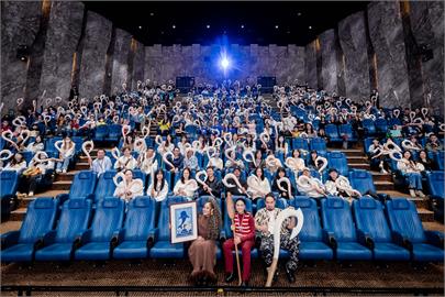 迪士尼年度壓軸動畫《海洋奇緣2》再創神曲！金曲新人Makav首映會現場演出超震撼