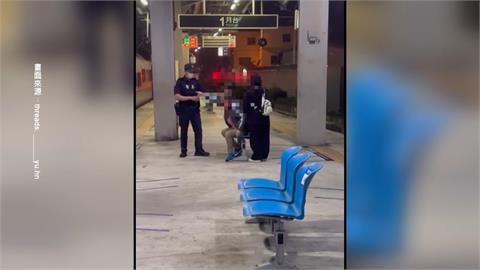 大鬧台鐵！男子喝醉飆罵、作勢揮拳　遭列車長請下車