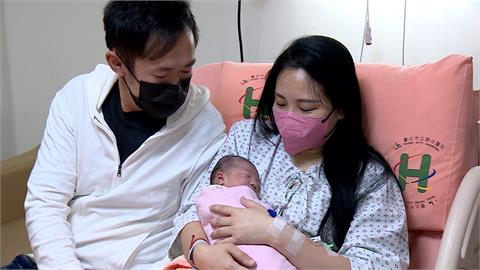 喜迎龍年國慶寶寶！　醫喊話政府加碼補助三寶媽咪