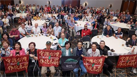 快新聞／赴美參加台灣人夏令會宣講　蘇巧慧籲：7/26返國投同意罷免票