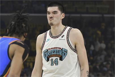 NBA／直接在公路上「頭文字D」！灰熊華裔中鋒周志豪超速遭控危險駕駛