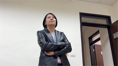 李貞秀節目嗆黃國昌「代替月亮懲罰你」　再爆已聲請假處分