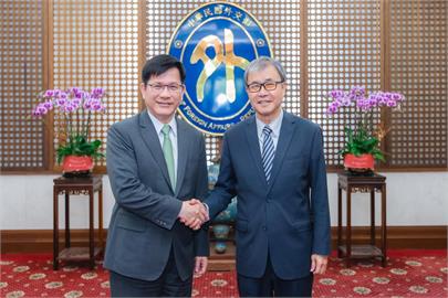 快新聞／不只農業部！今偕鄭英耀召開雙部長會議　林佳龍：為台灣與友邦培育人才