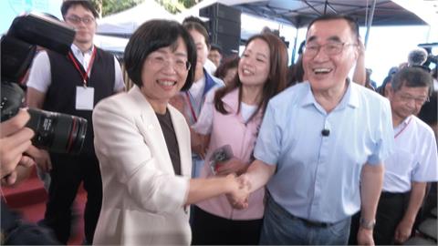 三鶯線正式通車！ 「李四川不躲了」同框握手蘇巧慧