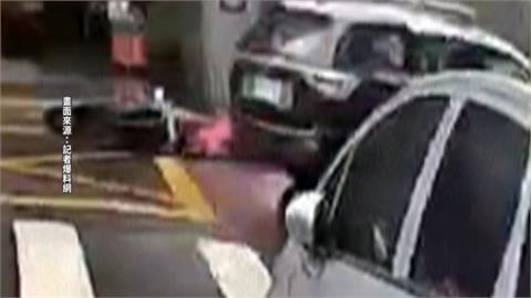 北市警車行經路口未減速！　害騎士自摔、網質疑：是不是肇逃？