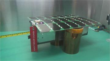 中央大學「飛鼠號立方衛星」亮相偵測電離層數據 預計12月升空