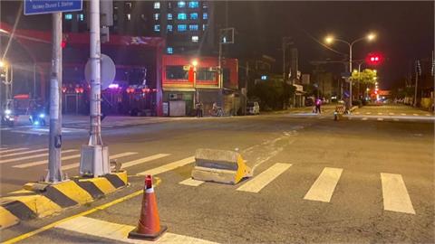 有影／生死一瞬間！苗栗遊覽車暴衝　女騎士急跳開逃過一劫