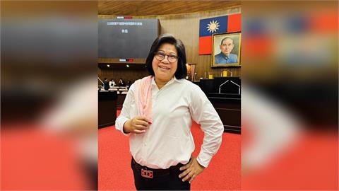 快新聞／王美惠將為民進黨出戰嘉義市長！　賴清德親披競選背帶祝福