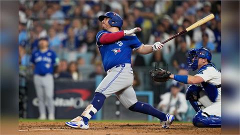 經典賽(影)／藍鳥強打鐵捕終於圓夢！上屆因小孩出生退賽本屆獲機會披墨西哥戰袍