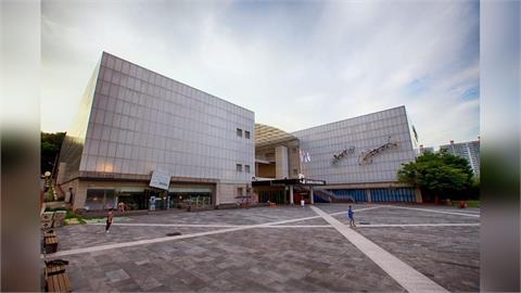 不爽南韓光州雙年展「台灣館」正名成功　換中國翻桌撤展