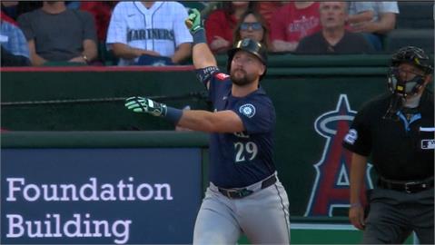 MLB(影)／法官、大谷翔平不夠看！水手勞雷25轟出爐　續坐全壘打王寶座