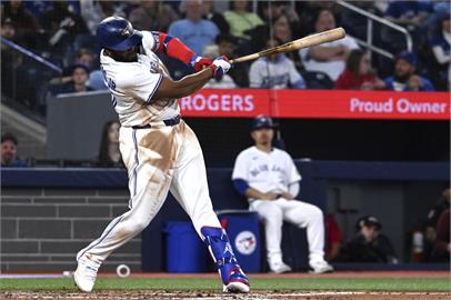 MLB(影)／小葛雷諾本季首轟出爐!　藍鳥猛K勇士寫下隊史單場新高紀錄