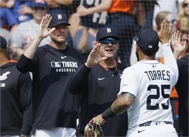 MLB(影)/兩聯盟中區龍頭大對決 老虎小熊3場系列賽進場觀眾人數驚人