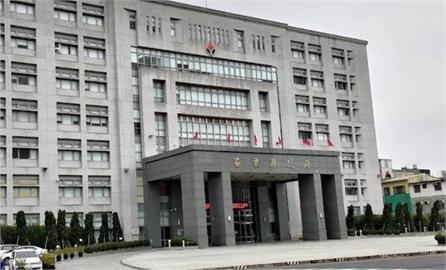 苗栗縣府大樓凌晨男性科長倒臥身亡
