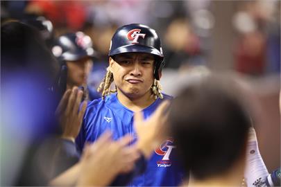 12強賽(影)／台灣火力全開11:3轟垮澳洲　確定拿下複賽門票前進東京！