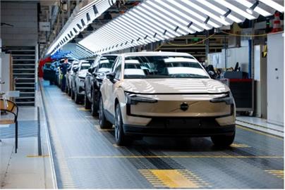 Volvo裁員3000人！瑞典白領員工成重災區：為何「瑞典坦克」賣不動了？一次解析4大關鍵